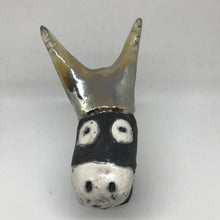 Scuplture en céramique 'Ane et son bonnet d'âne' (1)