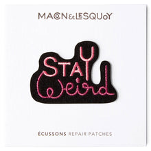 Ecusson Macon & Lesquoy 'stay weird'